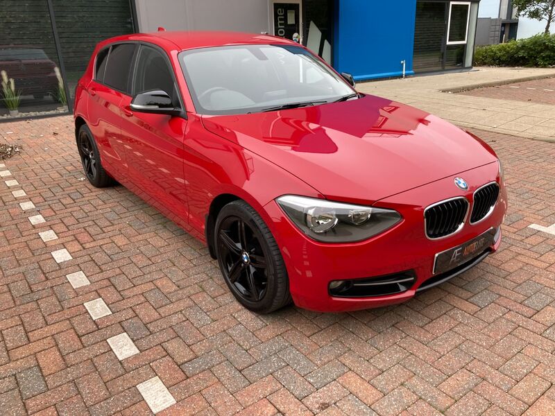 BMW 1 SERIES