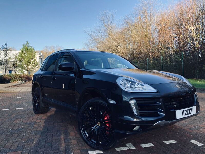 PORSCHE CAYENNE