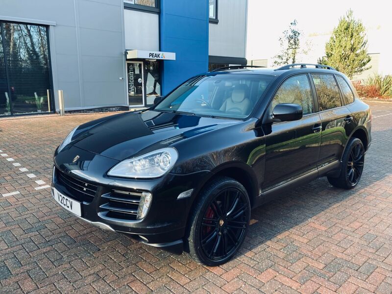 PORSCHE CAYENNE