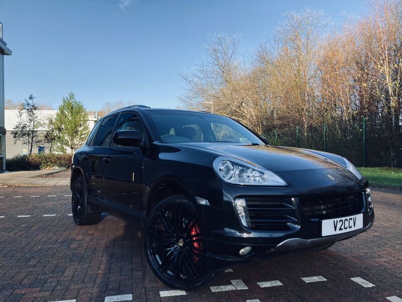 PORSCHE CAYENNE