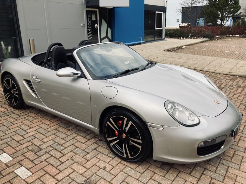 PORSCHE BOXSTER