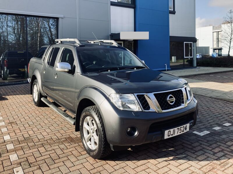 NISSAN NAVARA