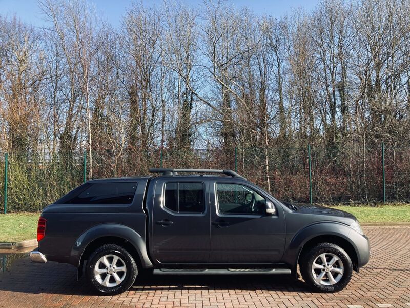 NISSAN NAVARA