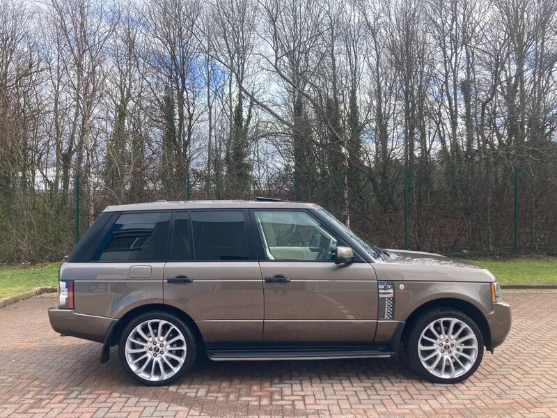 LAND ROVER RANGE ROVER