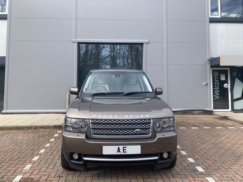 LAND ROVER RANGE ROVER