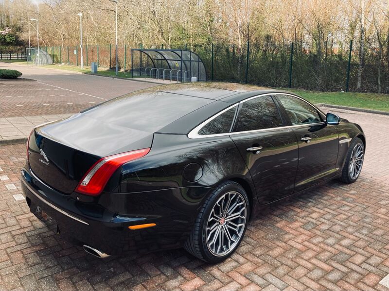 JAGUAR XJ