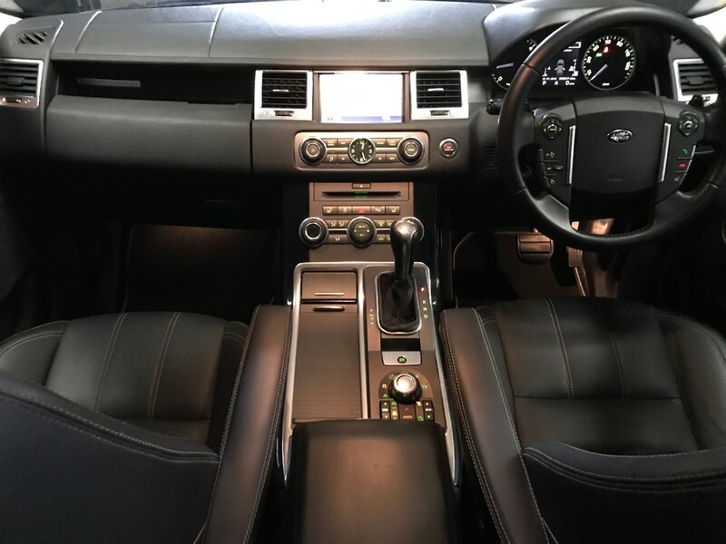 View LAND ROVER RANGE ROVER SPORT TDV6 HSE