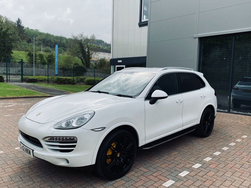 PORSCHE CAYENNE