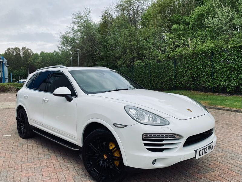 PORSCHE CAYENNE