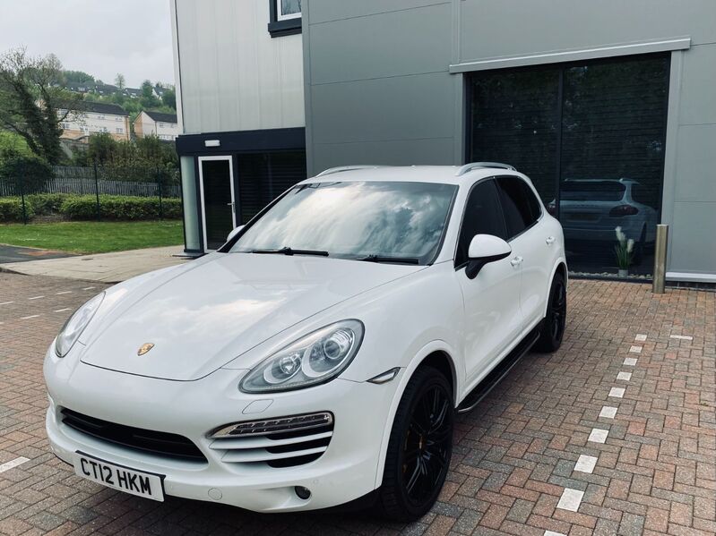 PORSCHE CAYENNE