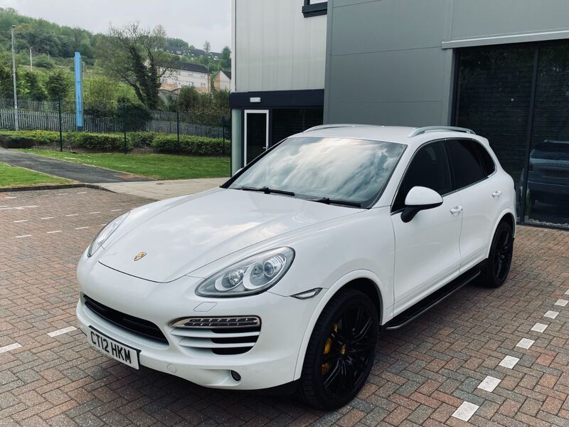 PORSCHE CAYENNE