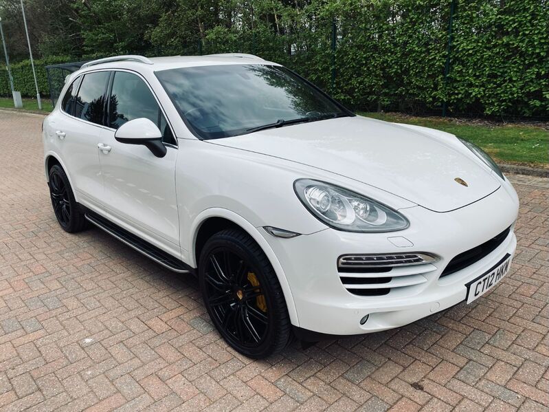 PORSCHE CAYENNE