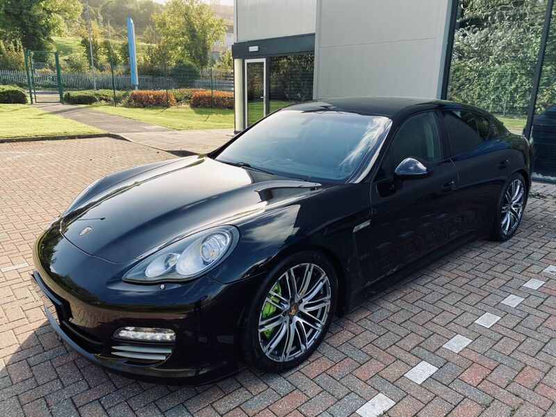 View PORSCHE PANAMERA 4S PDK