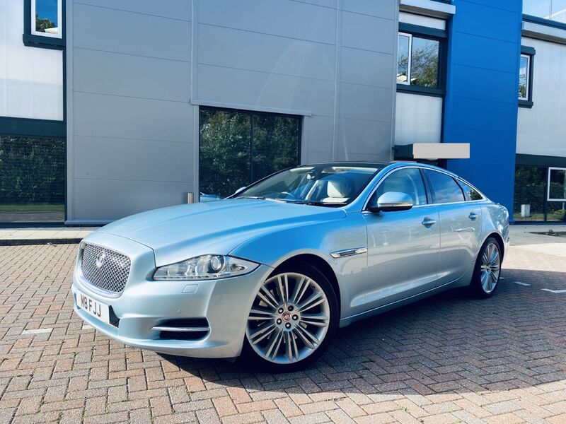 JAGUAR XJ