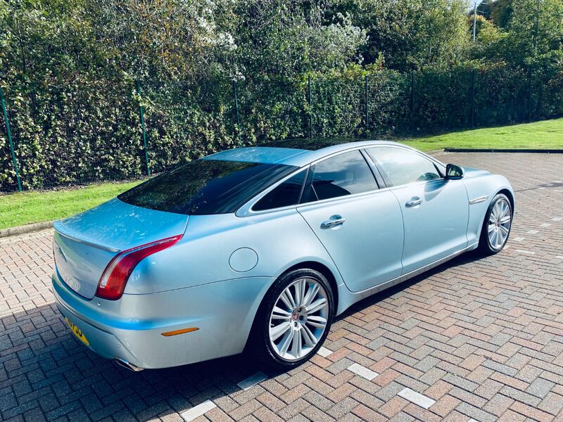 JAGUAR XJ