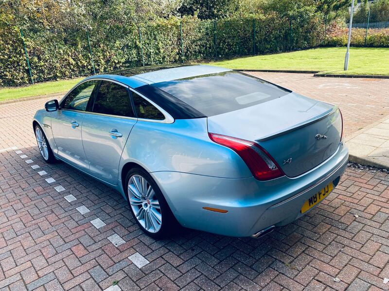 JAGUAR XJ