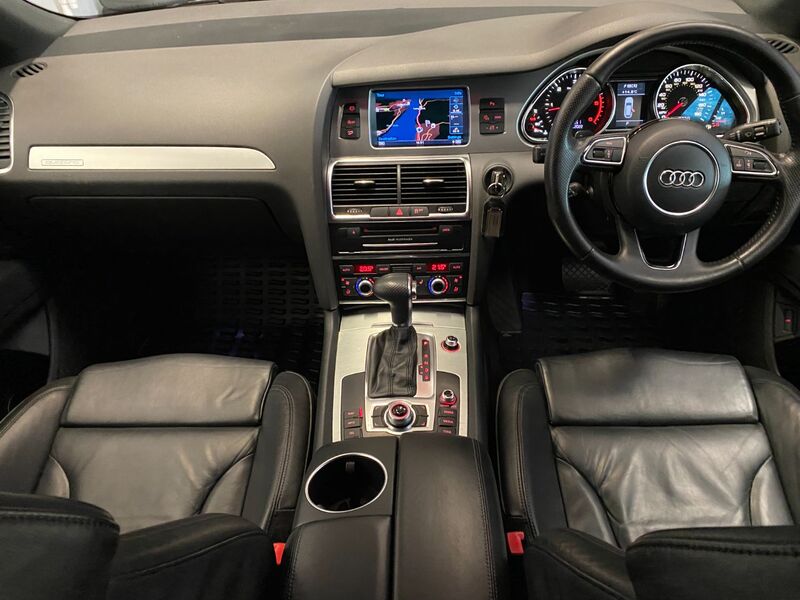 View AUDI Q7 TDI QUATTRO S LINE PLUS