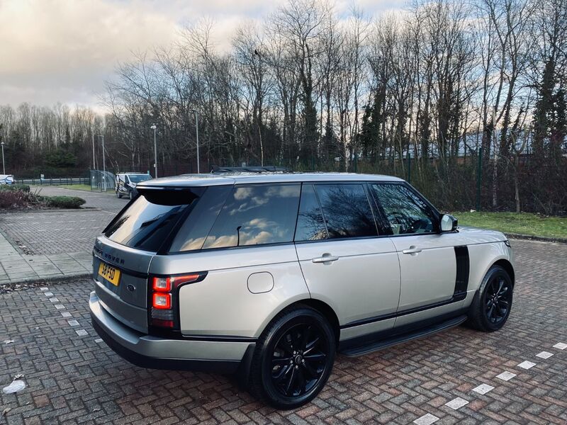 LAND ROVER RANGE ROVER