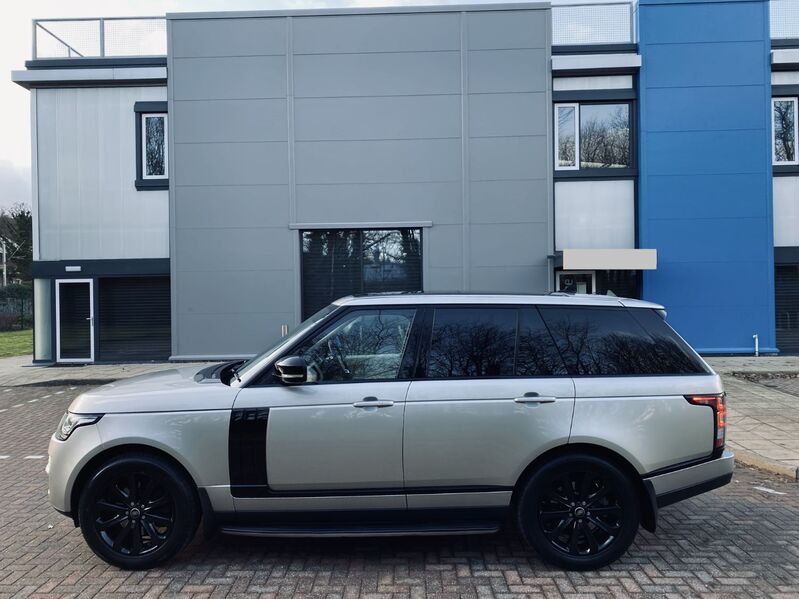 LAND ROVER RANGE ROVER