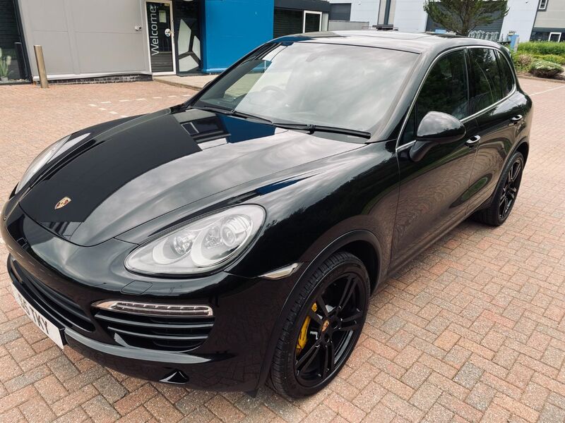 PORSCHE CAYENNE