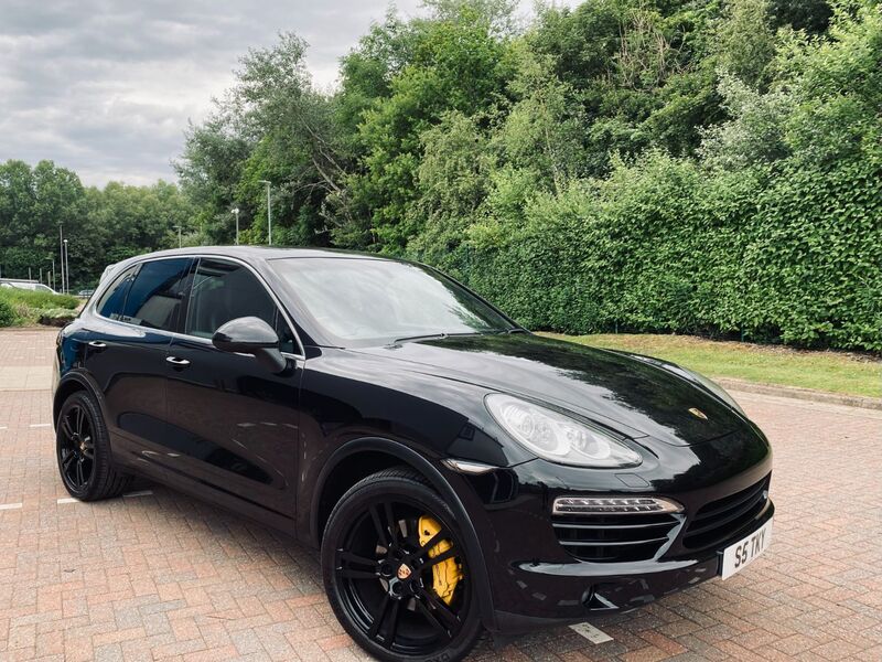 PORSCHE CAYENNE