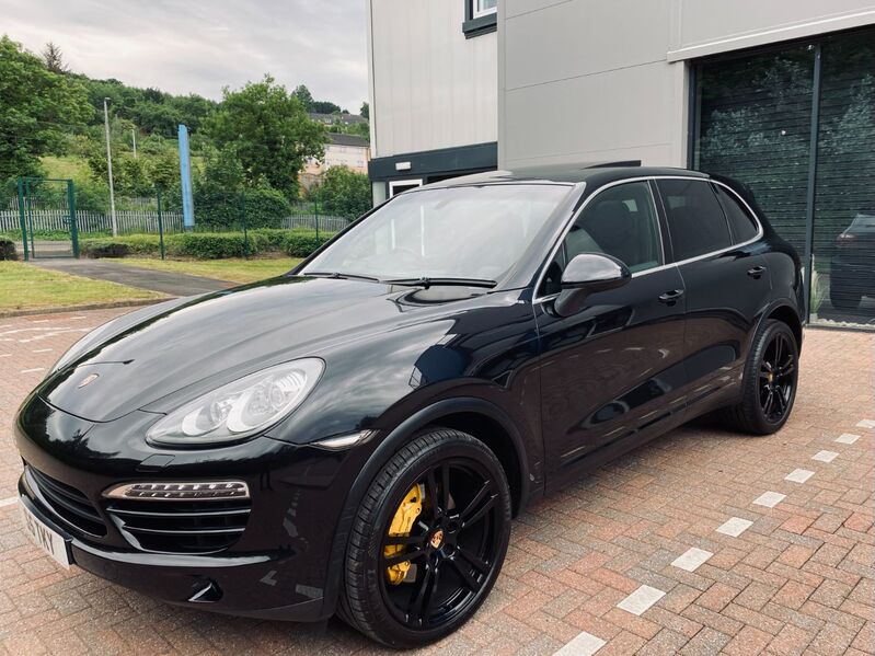 PORSCHE CAYENNE