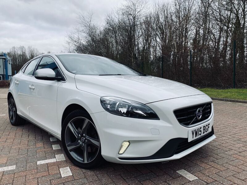 VOLVO V40