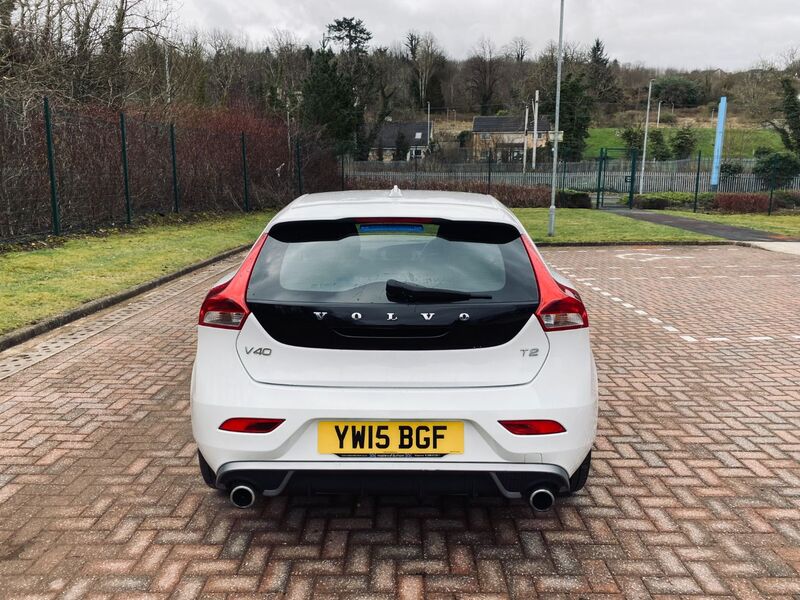 VOLVO V40