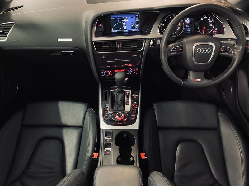 View AUDI A5 TDI QUATTRO S LINE