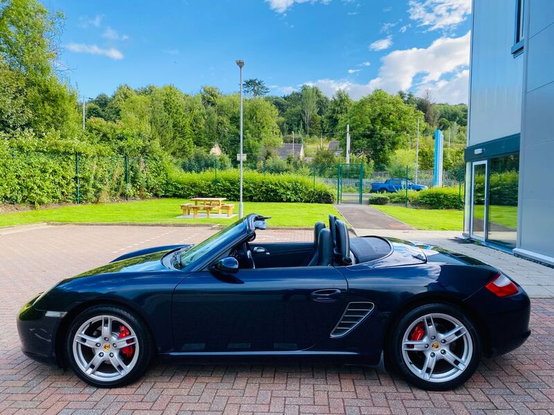 PORSCHE BOXSTER