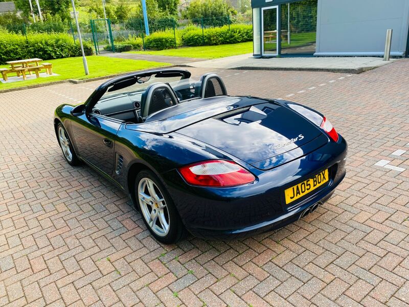 PORSCHE BOXSTER