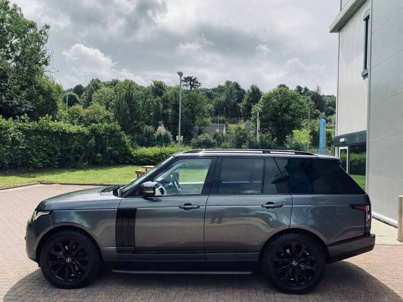 LAND ROVER RANGE ROVER