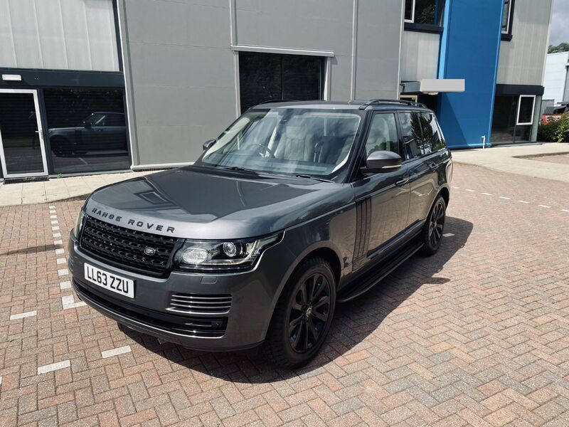 LAND ROVER RANGE ROVER