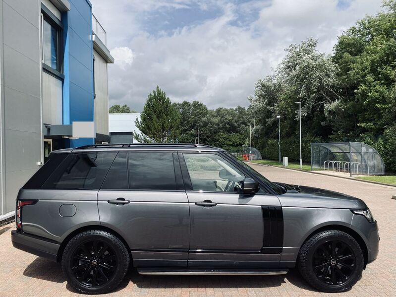 LAND ROVER RANGE ROVER