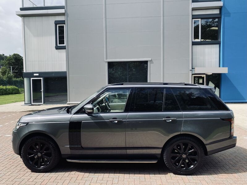 LAND ROVER RANGE ROVER